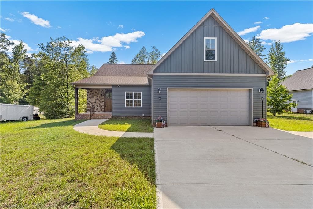Stick/Site Built at 4045 Clapp Mill Road, Burlington NC 27215, Burlington, photo 12 of 48