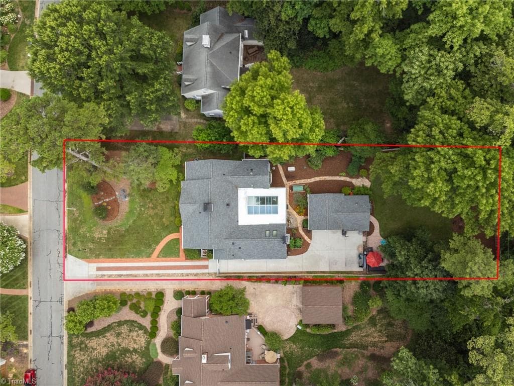 Stick/Site Built at 123 Beverly Place, Greensboro NC 27403, photo 50 of 50