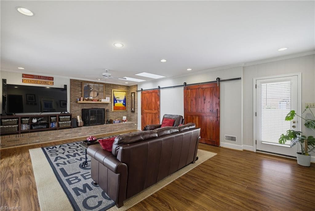Stick/Site Built at 123 Beverly Place, Greensboro NC 27403, photo 19 of 50