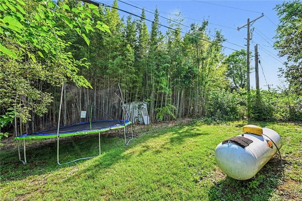 Stick/Site Built at 1109 N Park Avenue, Burlington NC 27217, Burlington, photo 8 of 12