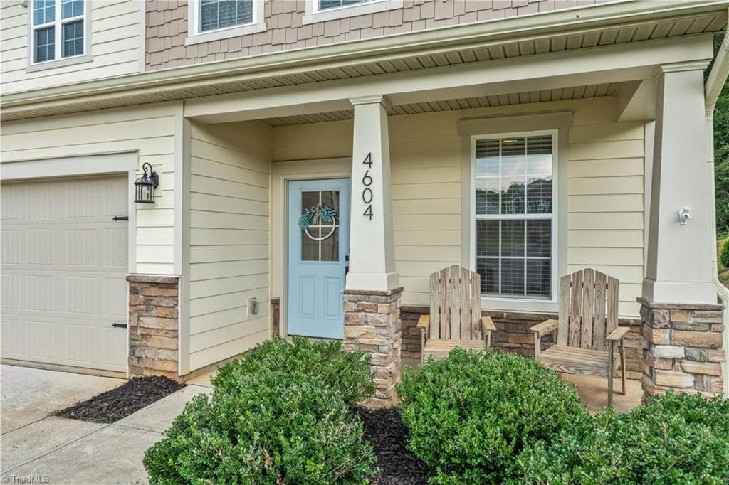Stick/Site Built at 4604 Fairway Run Drive, Pfafftown NC 27040, photo 3 of 48