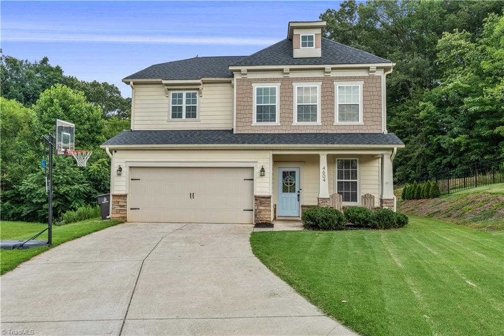 4604 Fairway Run Drive, Pfafftown NC 27040