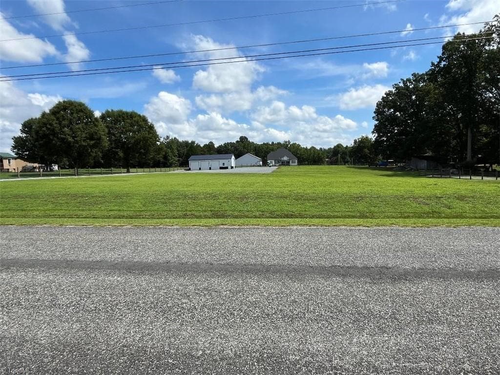 Single Family Residence at 443 Arthur Tussey Road, Lexington NC 27295, Lexington, photo 9 of 40