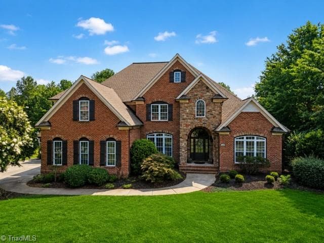 8120 Zinfandel Drive, Kernersville NC 27284