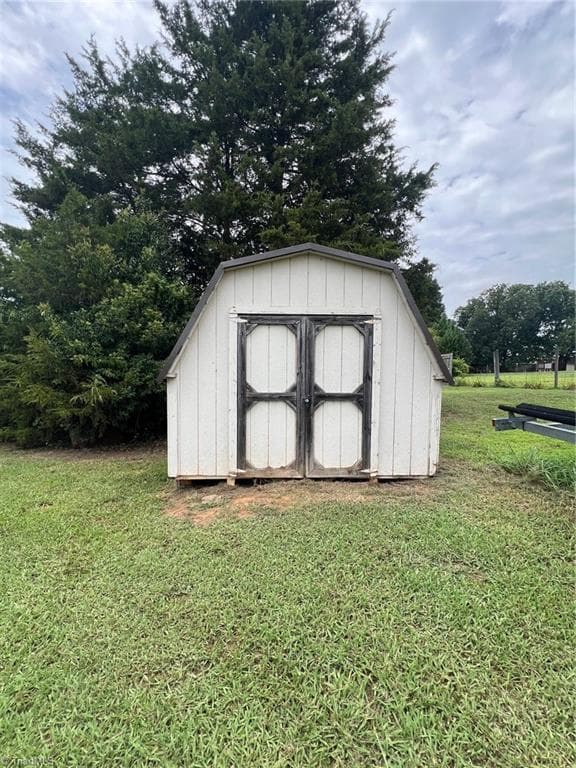 Manufactured Home at 1641 Riverview Road Extension, Lexington NC 27292, Lexington, photo 31 of 38