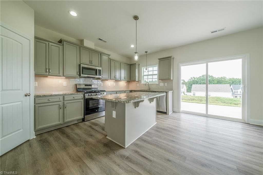 Stick/Site Built at 3707 Contimental Square, Kernersville NC 27284, photo 9 of 33