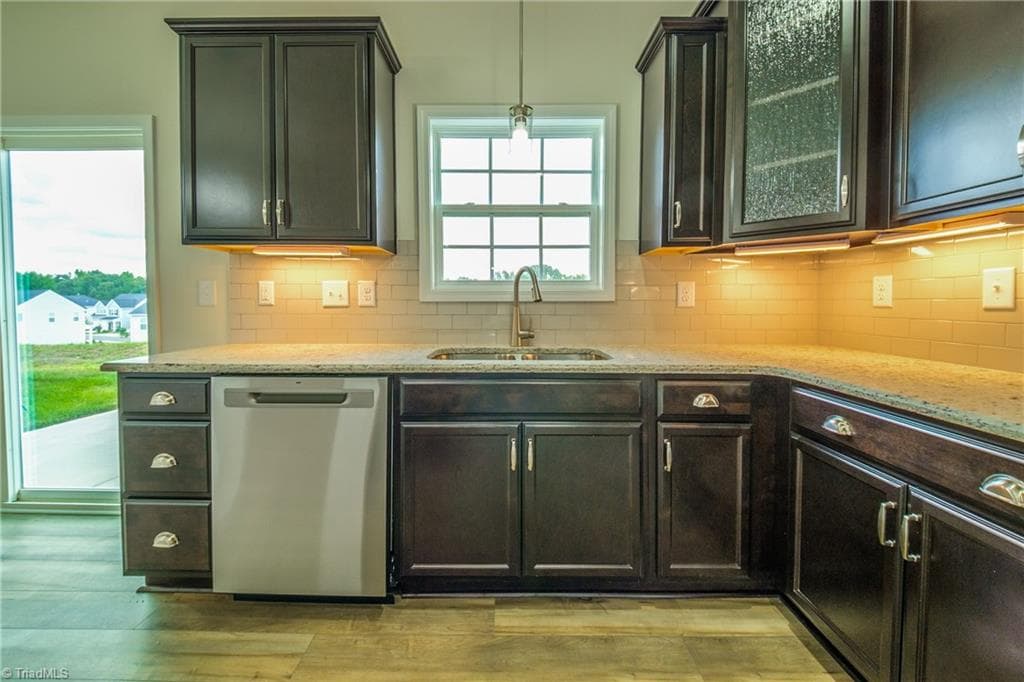 Stick/Site Built at 3713 Contimental Square, Kernersville NC 27284, photo 12 of 31