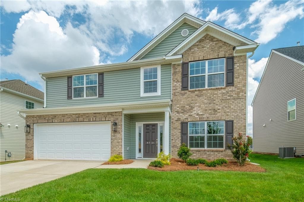 Stick/Site Built at 3713 Contimental Square, Kernersville NC 27284, photo 3 of 31