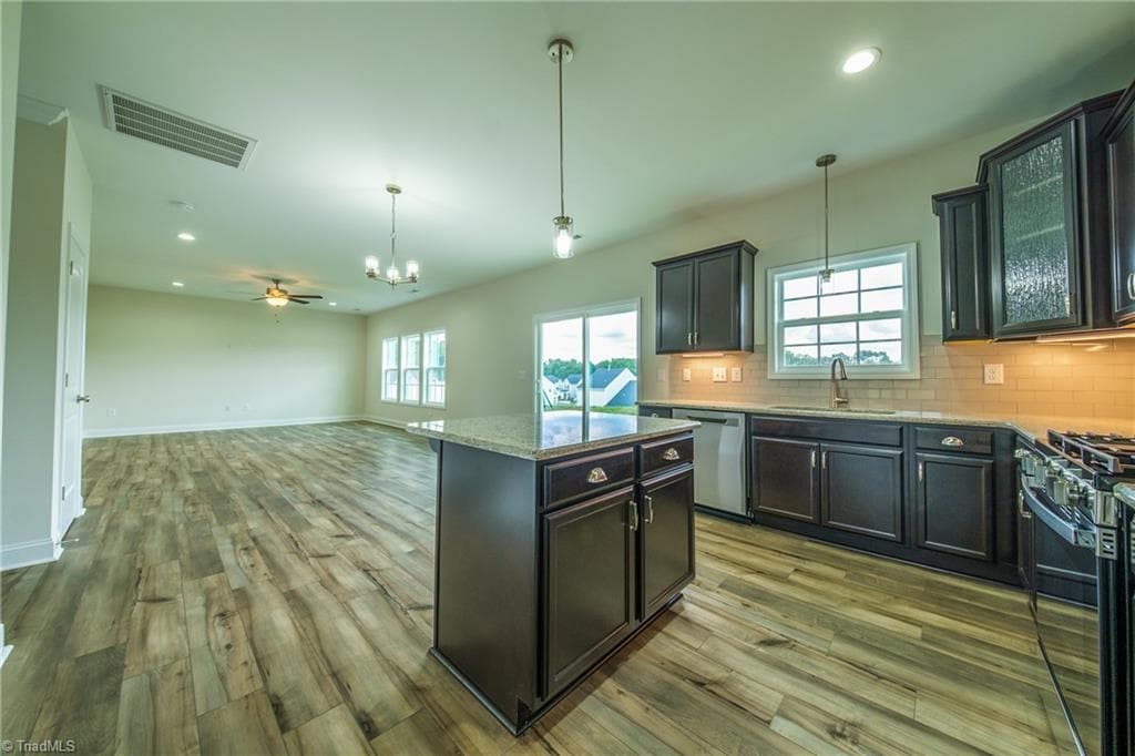 Stick/Site Built at 3713 Contimental Square, Kernersville NC 27284, photo 10 of 31