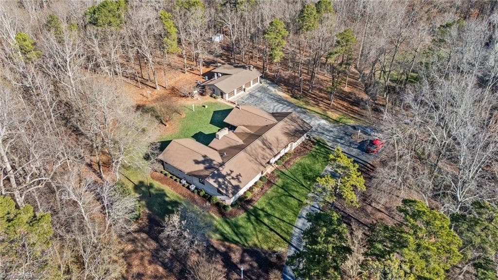 Stick/Site Built at 6955 Harlow Drive, High Point NC 27263, High Point, photo 9 of 96
