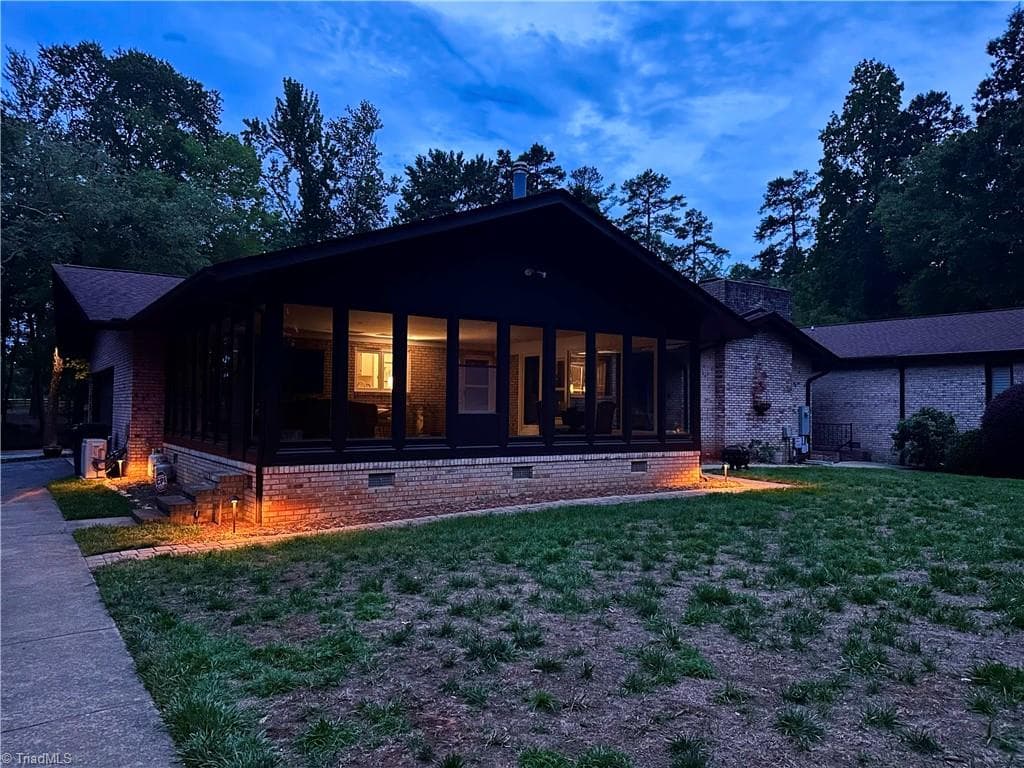 Stick/Site Built at 6955 Harlow Drive, High Point NC 27263, High Point, photo 19 of 96