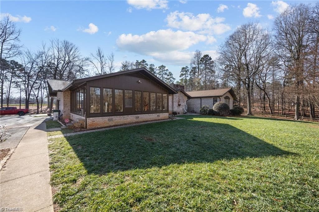 Stick/Site Built at 6955 Harlow Drive, High Point NC 27263, High Point, photo 21 of 96