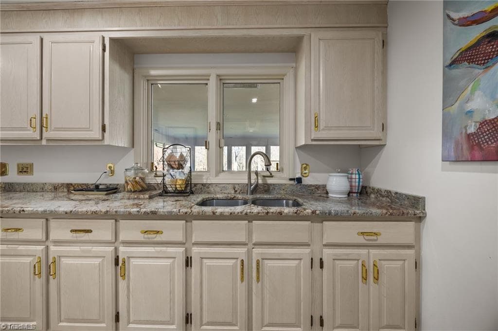 Stick/Site Built at 6955 Harlow Drive, High Point NC 27263, High Point, photo 79 of 96