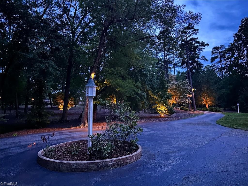 Stick/Site Built at 6955 Harlow Drive, High Point NC 27263, High Point, photo 15 of 96