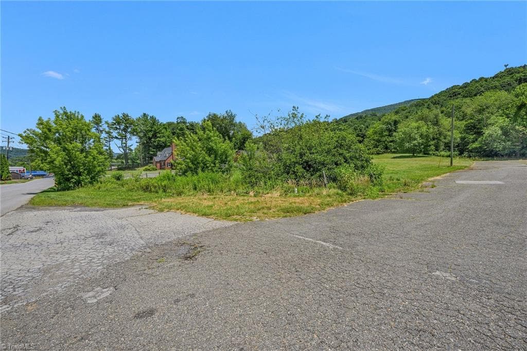 Unimproved Land at TBD N 6th Avenue, West Jefferson NC 28694, photo 22 of 23