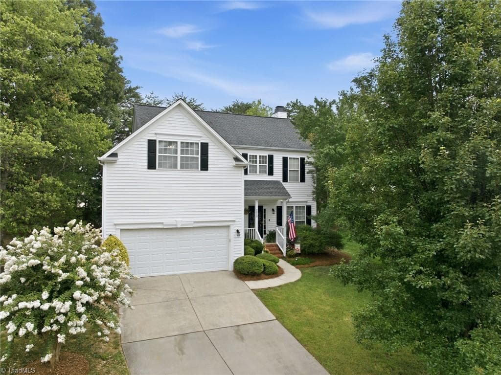Stick/Site Built at 4020 Maid Marion Court, Jamestown NC 27282, photo 2 of 38