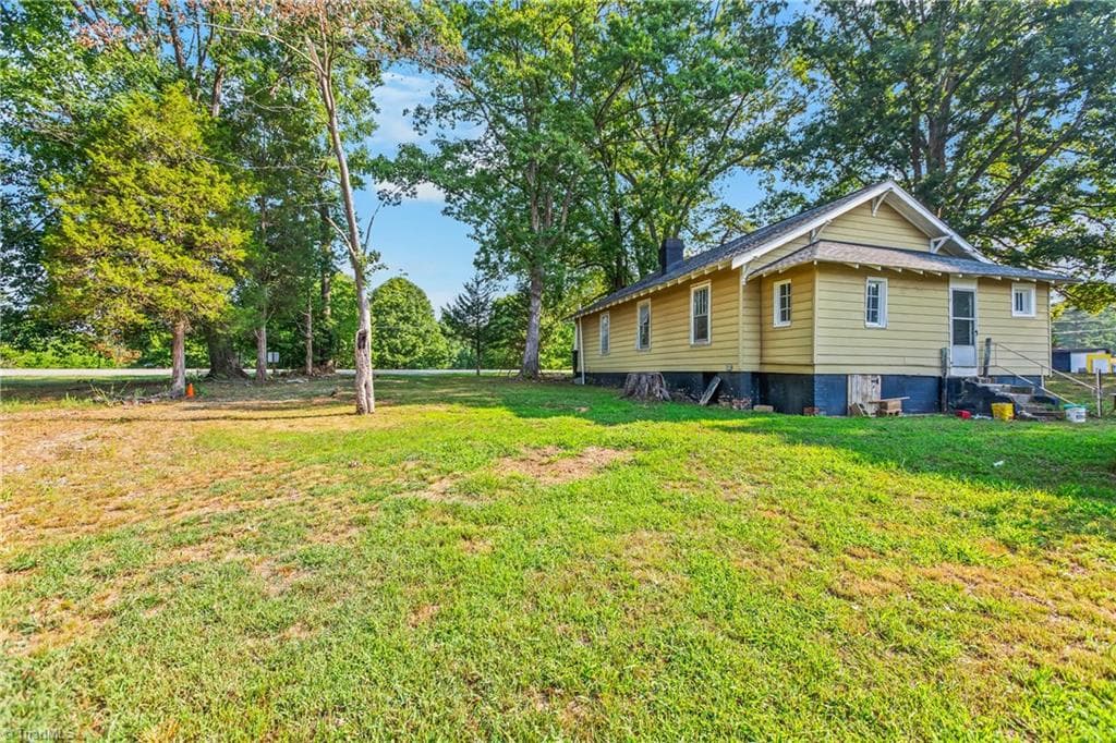 Stick/Site Built at 833 NC Highway 150 W, Greensboro NC 27455, photo 5 of 20