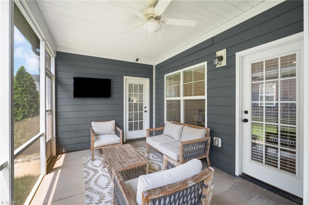 Stick/Site Built at 1744 Eastover Drive, Kernersville NC 27284, photo 4 of 46