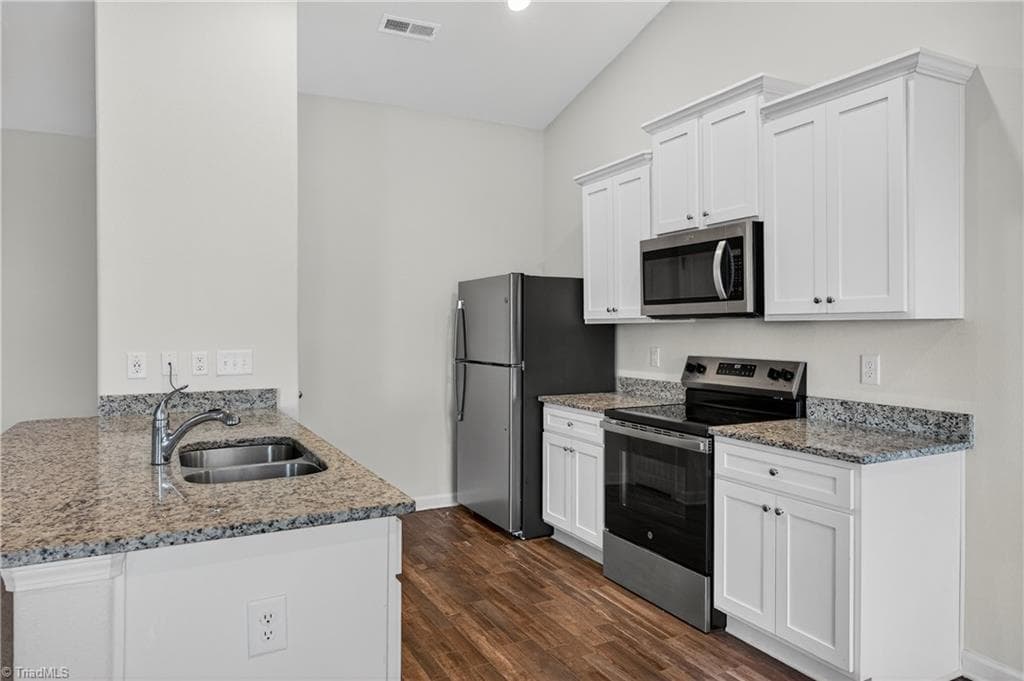 Stick/Site Built at 1 Ord Court, Greensboro NC 27405, photo 9 of 27