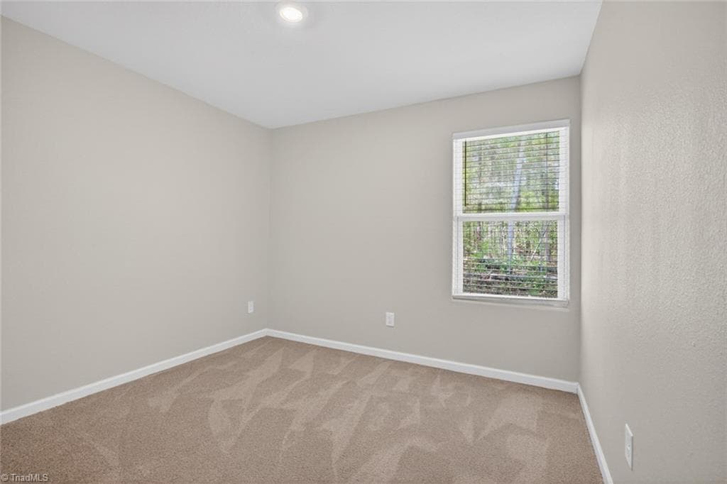 Stick/Site Built at 2231 Balmore Avenue, Greensboro NC 27405, photo 27 of 32