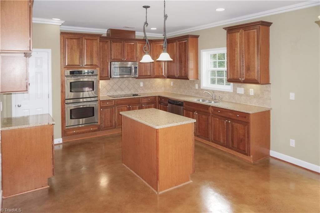 Stick/Site Built at 4617 Dry Creek Court, High Point NC 27265, photo 4 of 49