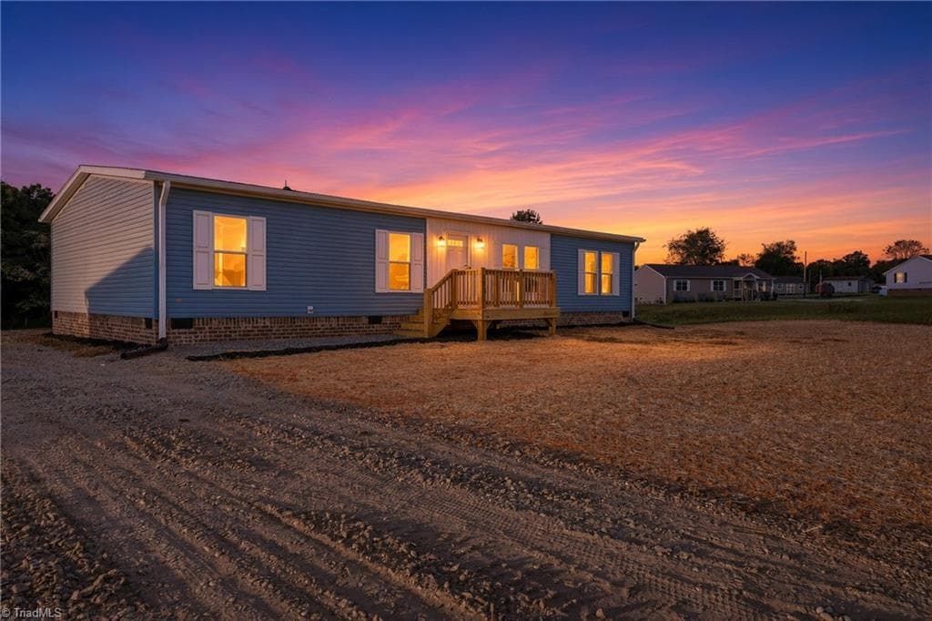 130 Speaks Road, Olin NC 28660