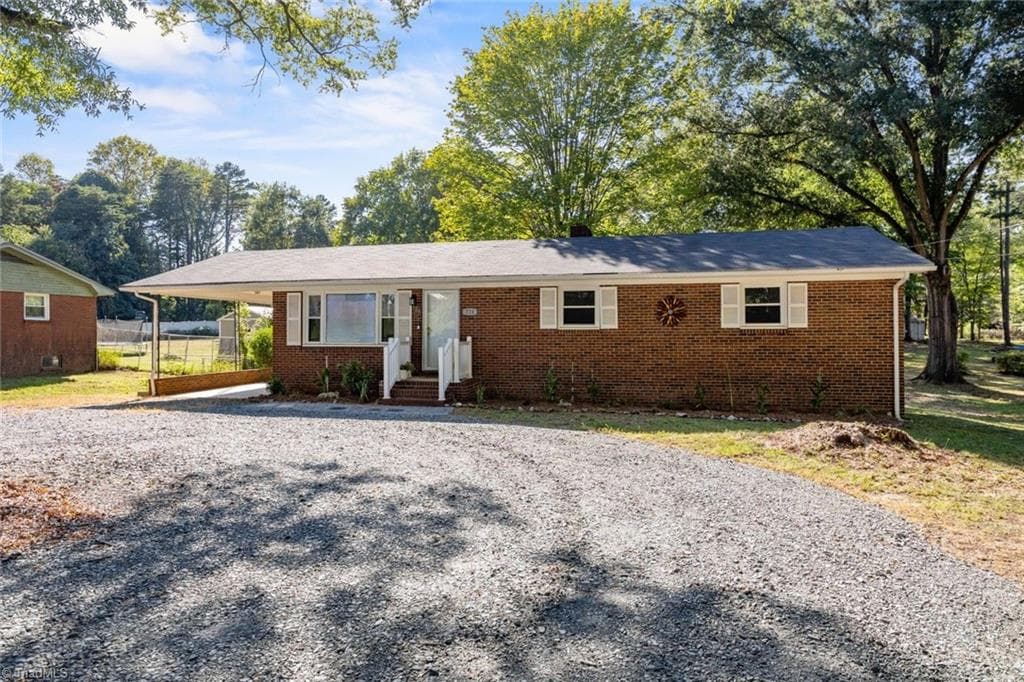 Stick/Site Built at 324 Stewart Road SE, Winston-Salem NC 27107, Winston-Salem, photo 3 of 30