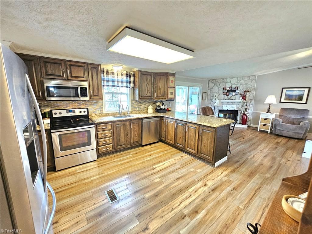 Manufactured Home at 734 Pinehaven Drive, New London NC 28127, New London, photo 26 of 44