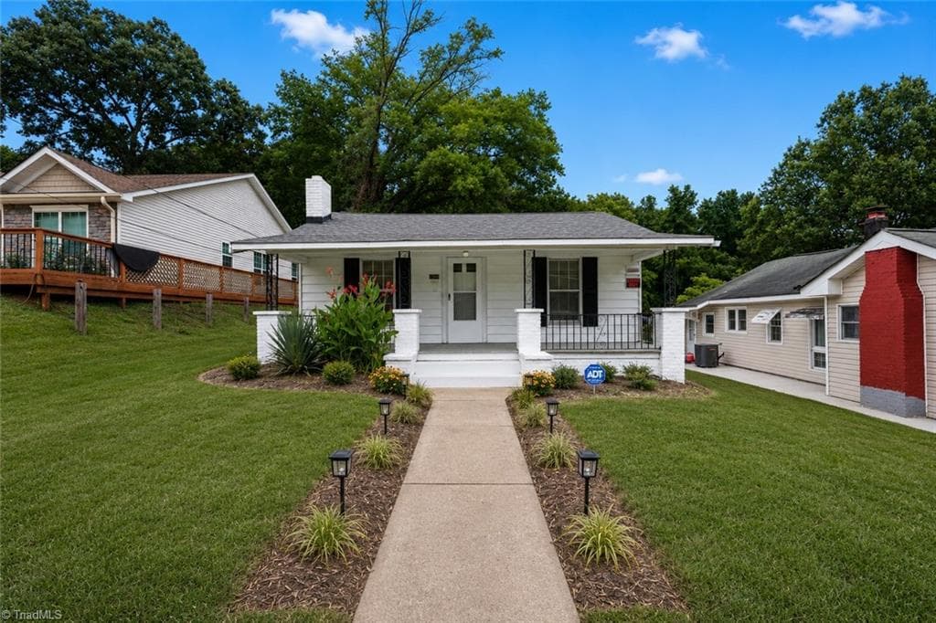 Stick/Site Built at 1306 Forrest Street, High Point NC 27262, photo 2 of 27