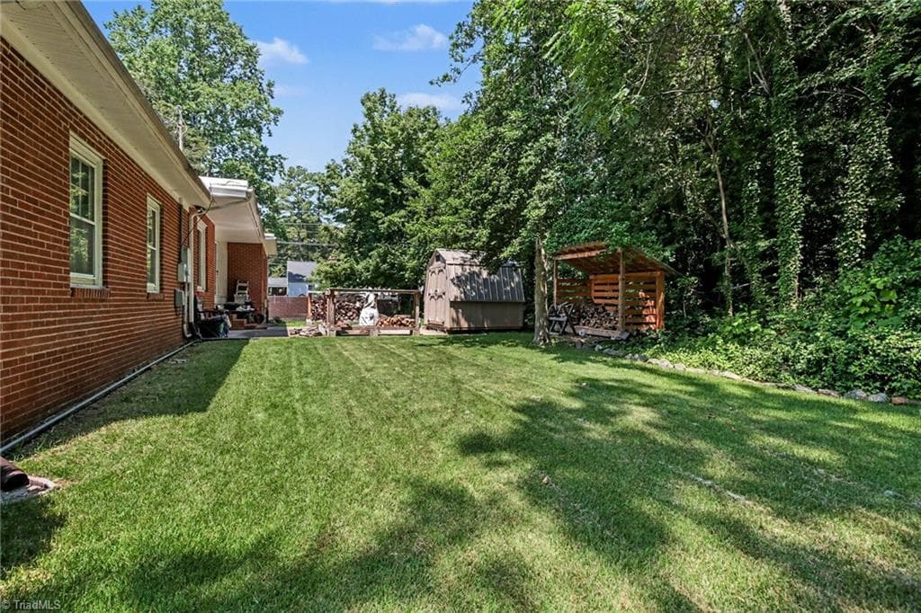 Stick/Site Built at 305 Hilltop Drive, Lexington NC 27292, photo 20 of 23