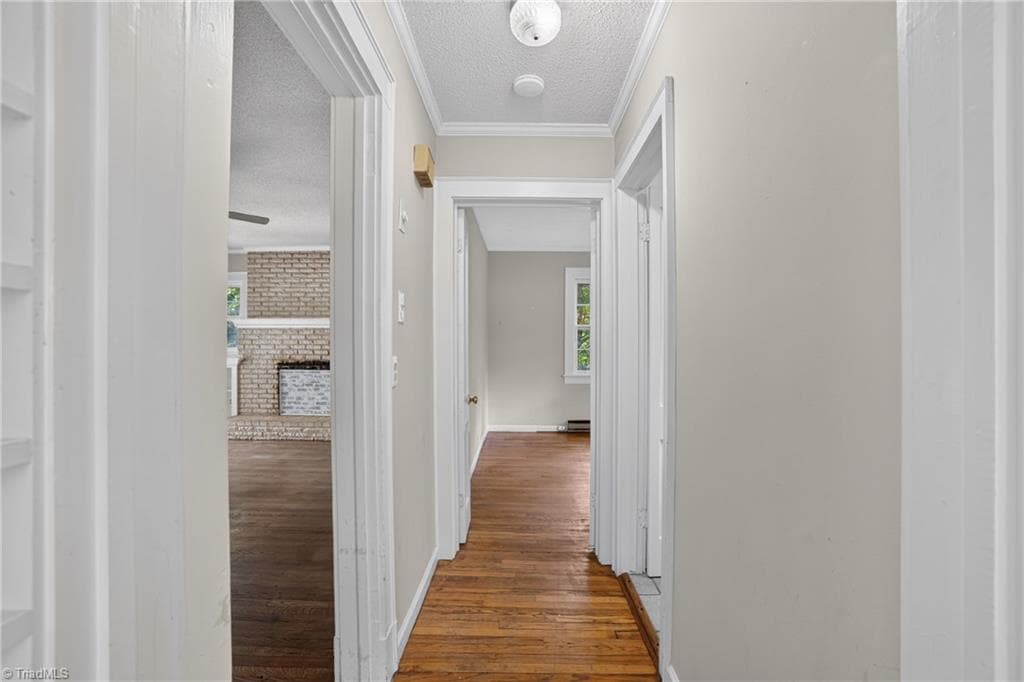 Quadruplex at 1806 Walker Avenue, Greensboro NC 27403, photo 23 of 31