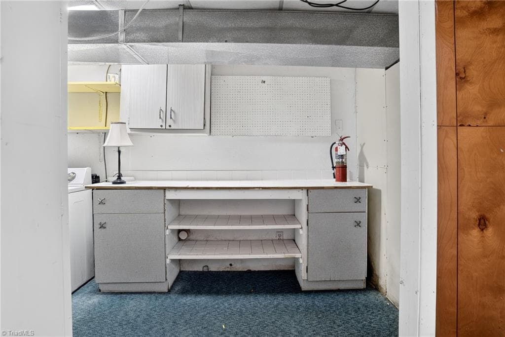 Quadruplex at 1806 Walker Avenue, Greensboro NC 27403, photo 17 of 31