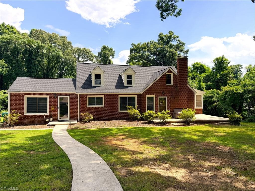 Stick/Site Built at 506 E Farriss Avenue, High Point NC 27262, photo 26 of 26