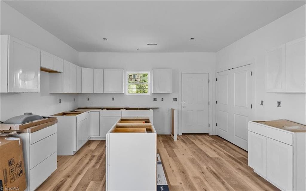 Stick/Site Built at 814 Vail Avenue, High Point NC 27260, High Point, photo 15 of 54