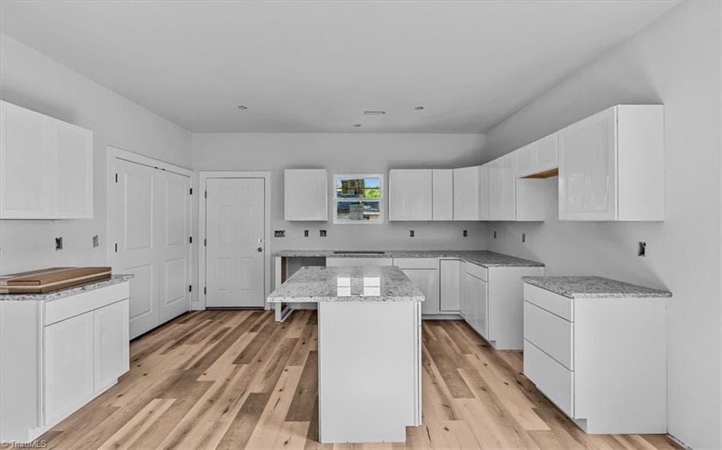 Stick/Site Built at 816 Vail Avenue, High Point NC 27260, High Point, photo 19 of 64