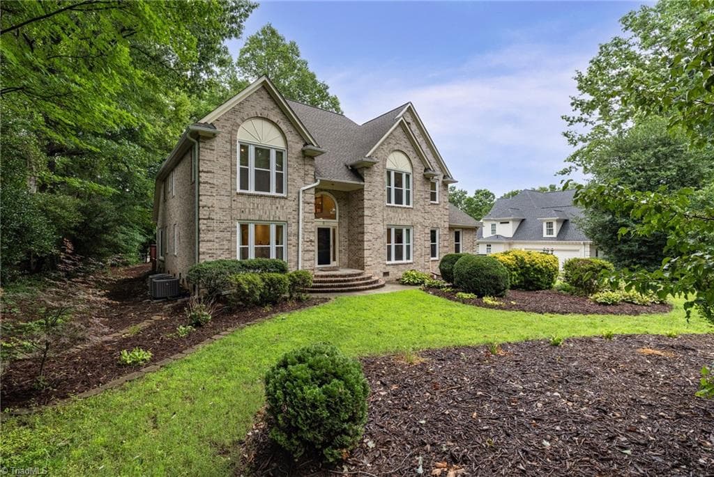 Stick/Site Built at 8 Elm Grove Way, Greensboro NC 27405, photo 47 of 48