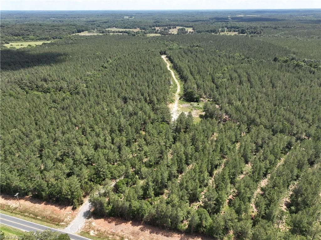 5600 Bennett Road, Seagrove NC 27341