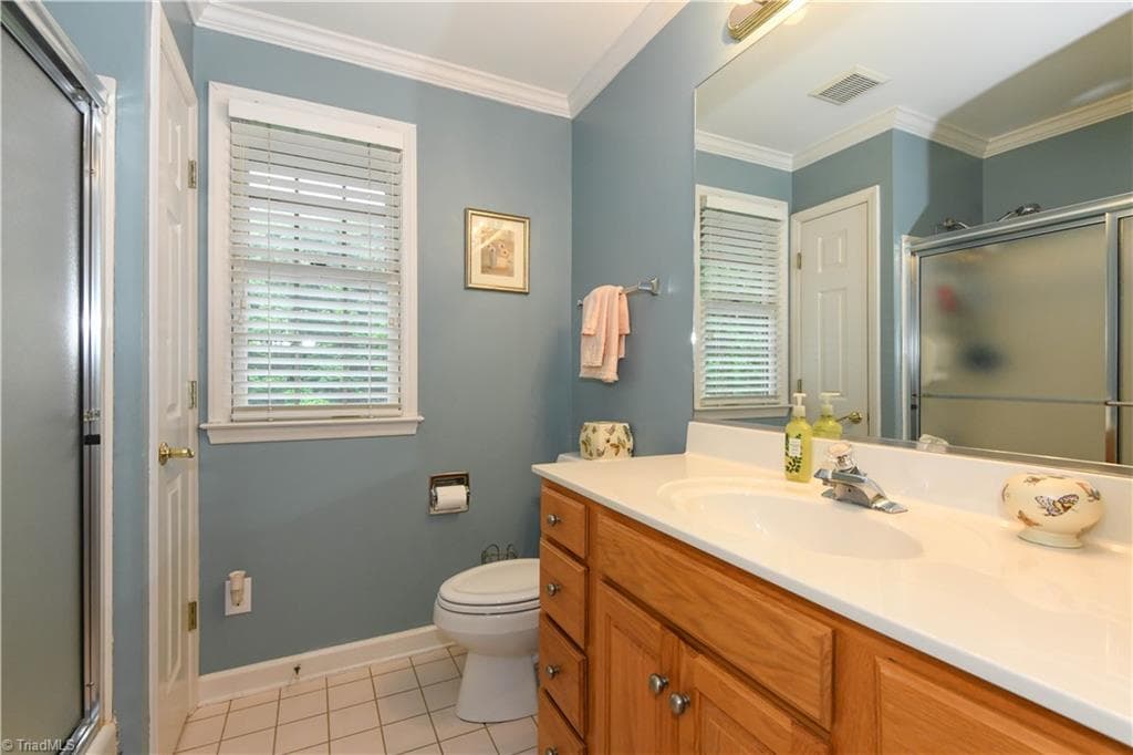 Stick/Site Built at 2405 Glen Cove Way, High Point NC 27265, photo 23 of 32