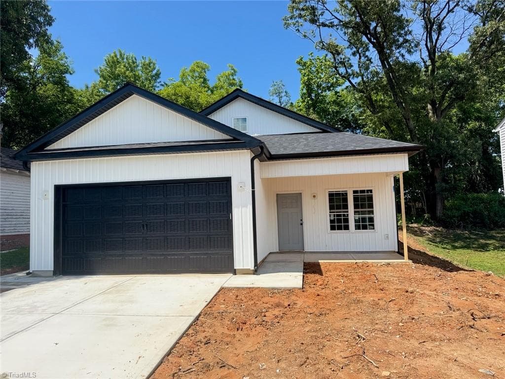 Stick/Site Built at 803 Granby Avenue, High Point NC 27260, photo 15 of 16