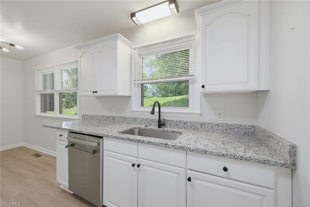 Stick/Site Built at 1320 Underwood Avenue, Winston-Salem NC 27105, Winston-Salem, photo 13 of 38