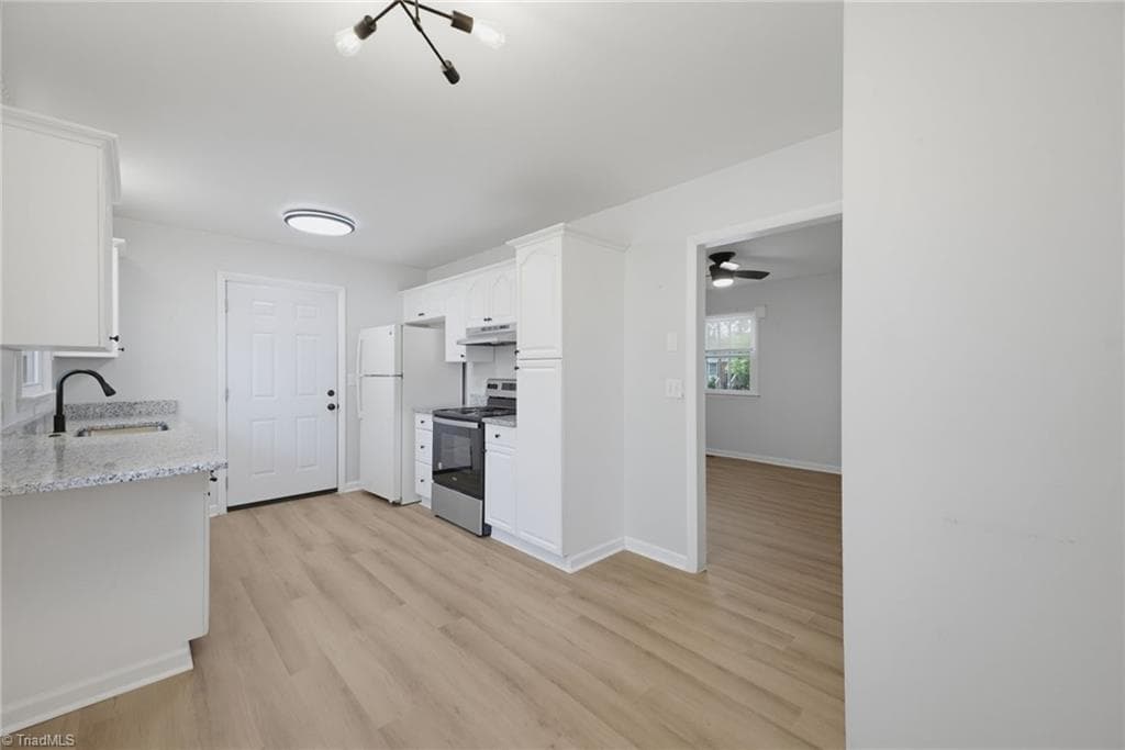 Stick/Site Built at 1320 Underwood Avenue, Winston-Salem NC 27105, Winston-Salem, photo 10 of 38