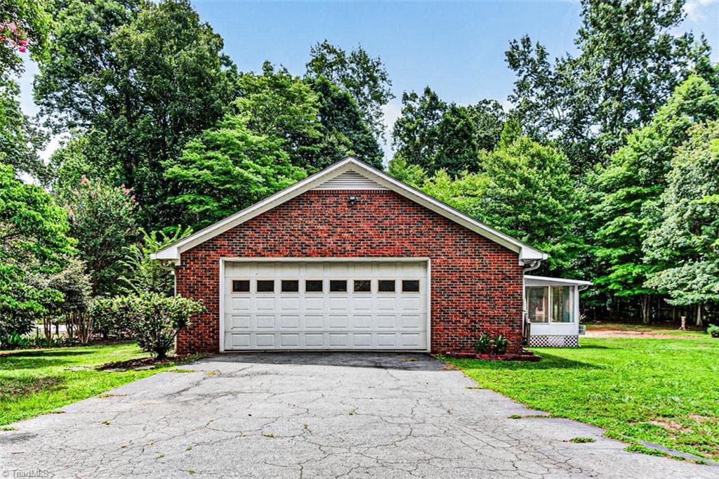 Stick/Site Built at 507/0 N Timberlea Street, Liberty NC 27298, photo 8 of 50