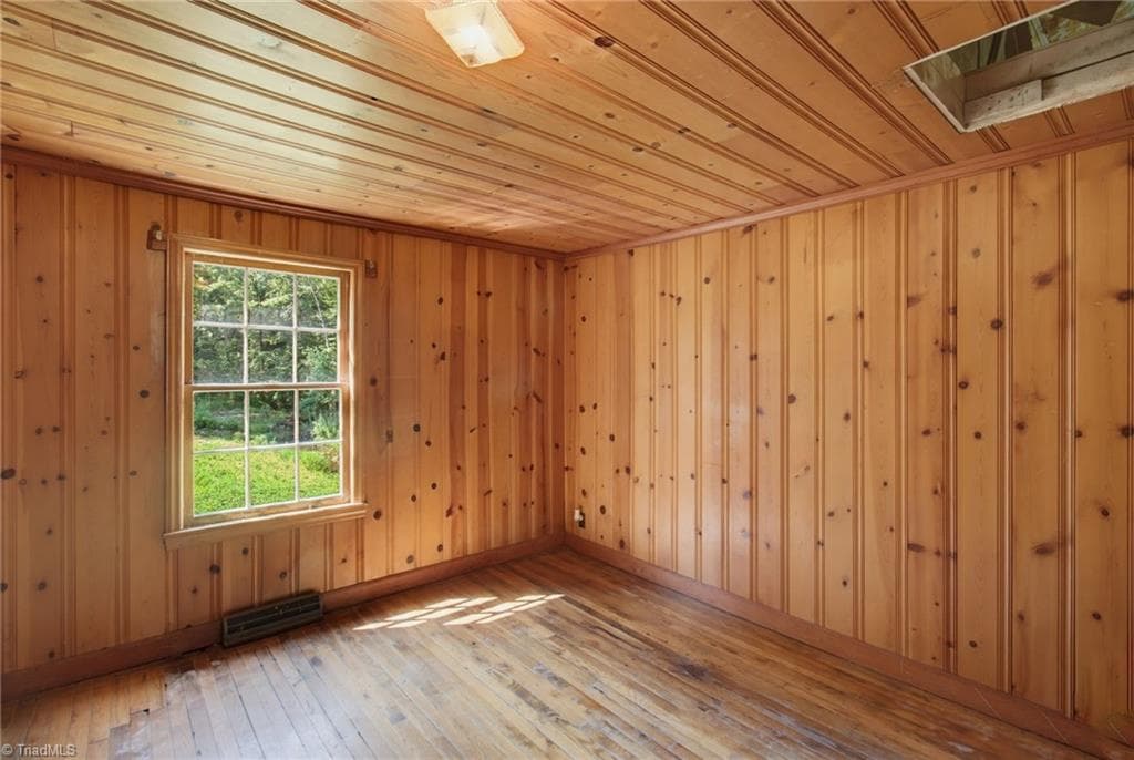 Stick/Site Built at 5650 Waller Road, Pfafftown NC 27040, Pfafftown, photo 23 of 34