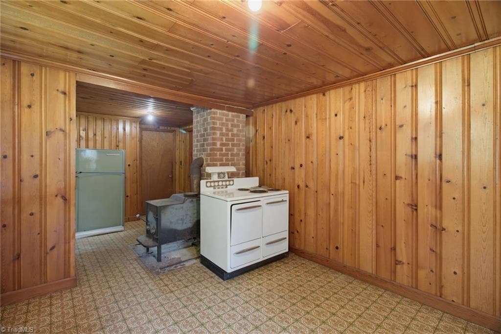 Stick/Site Built at 5650 Waller Road, Pfafftown NC 27040, Pfafftown, photo 10 of 34