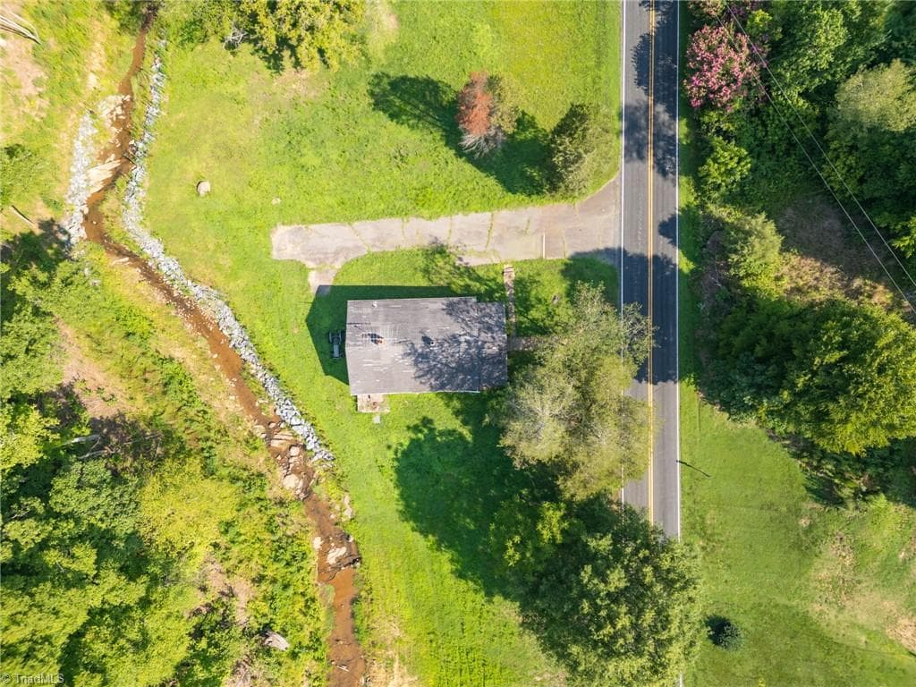 Stick/Site Built at 5650 Waller Road, Pfafftown NC 27040, Pfafftown, photo 29 of 34