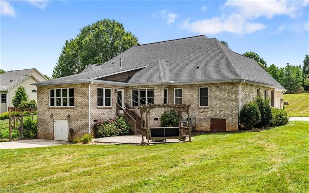 Stick/Site Built at 592 Carson Ridge Drive, Oak Ridge NC 27310, Oak Ridge, photo 63 of 82