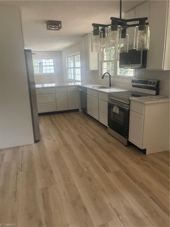 Stick/Site Built at 5726 Edgar Road, Archdale NC 27263, photo 5 of 22