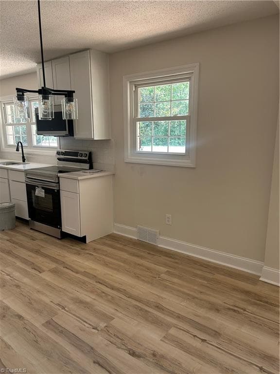 Stick/Site Built at 5726 Edgar Road, Archdale NC 27263, photo 9 of 22