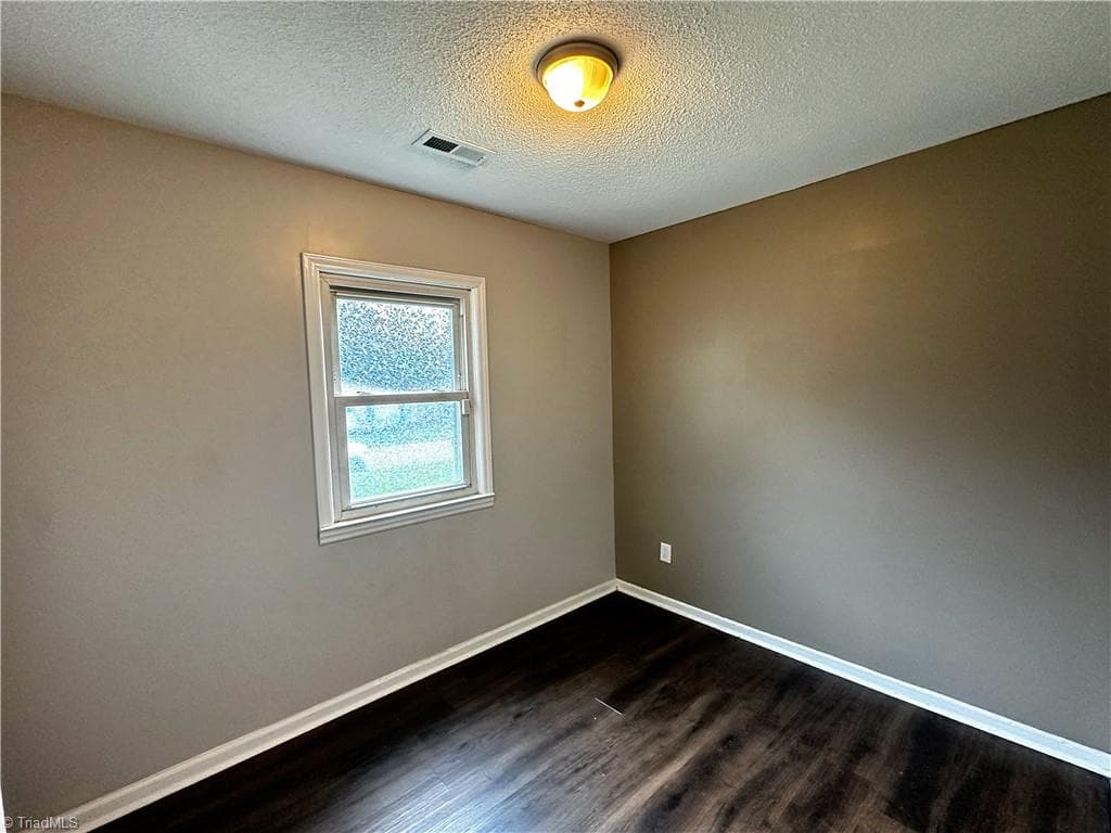Stick/Site Built at 401 martin luther king Drive, Thomasville NC 27360, Thomasville, photo 12 of 12
