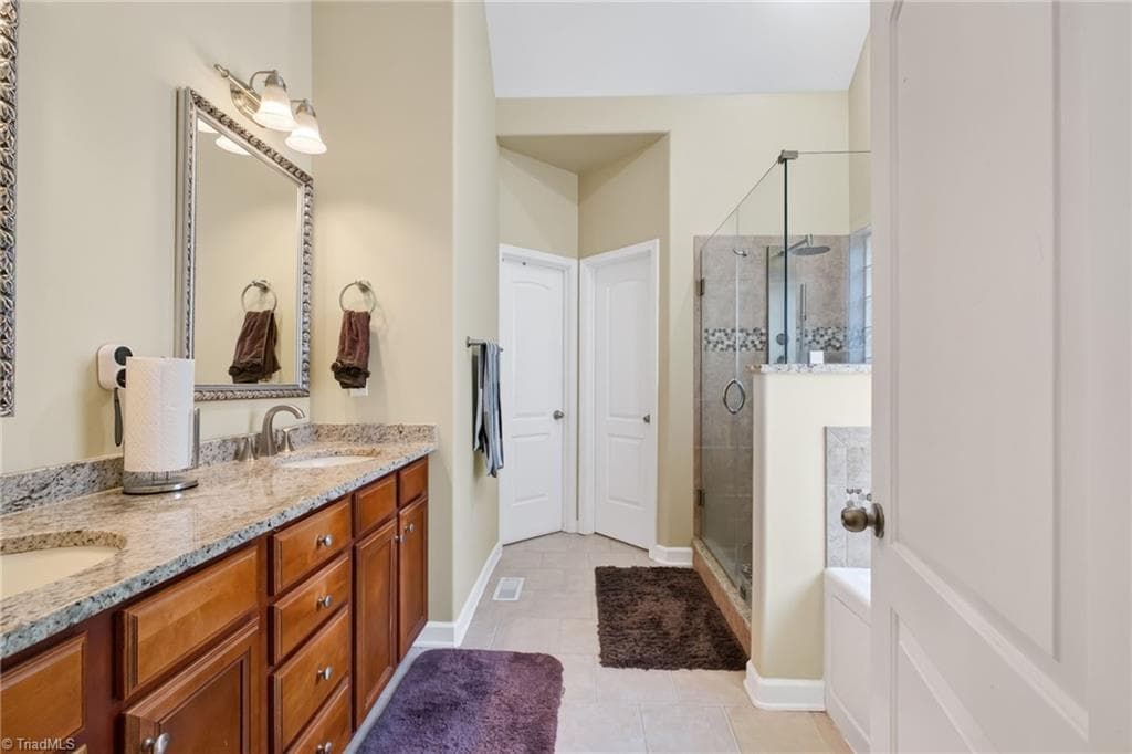 Stick/Site Built at 3033 Cameron Village Court, Winston-Salem NC 27103, photo 14 of 49